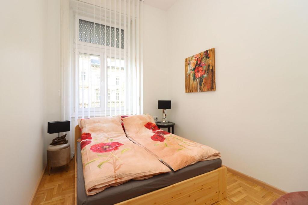 Ziti Citi Budapest, Budapest (updated prices 2024)