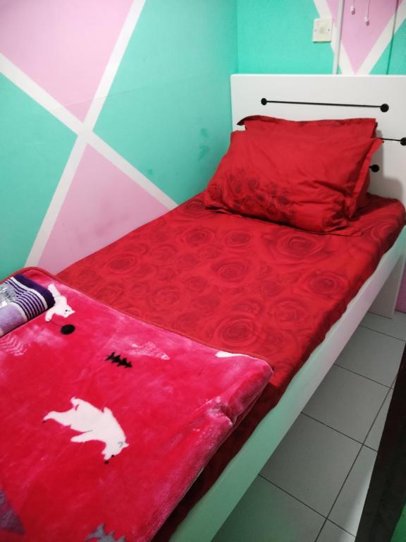 Fotografie z fotogalerie ubytování Sharaf DG Metro partition Private room very very small - Flat 39-01# v Dubaji