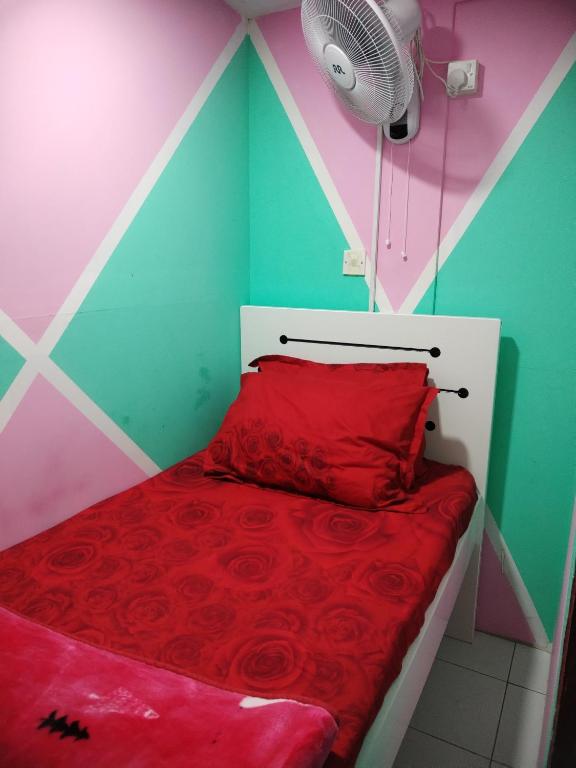 Fotografie z fotogalerie ubytování Sharaf DG Metro partition Private room very very small - Flat 39-01# v Dubaji