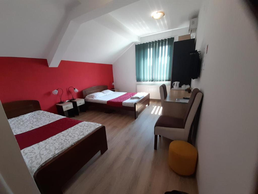 Sobe i apartmani Kety - Triple Room