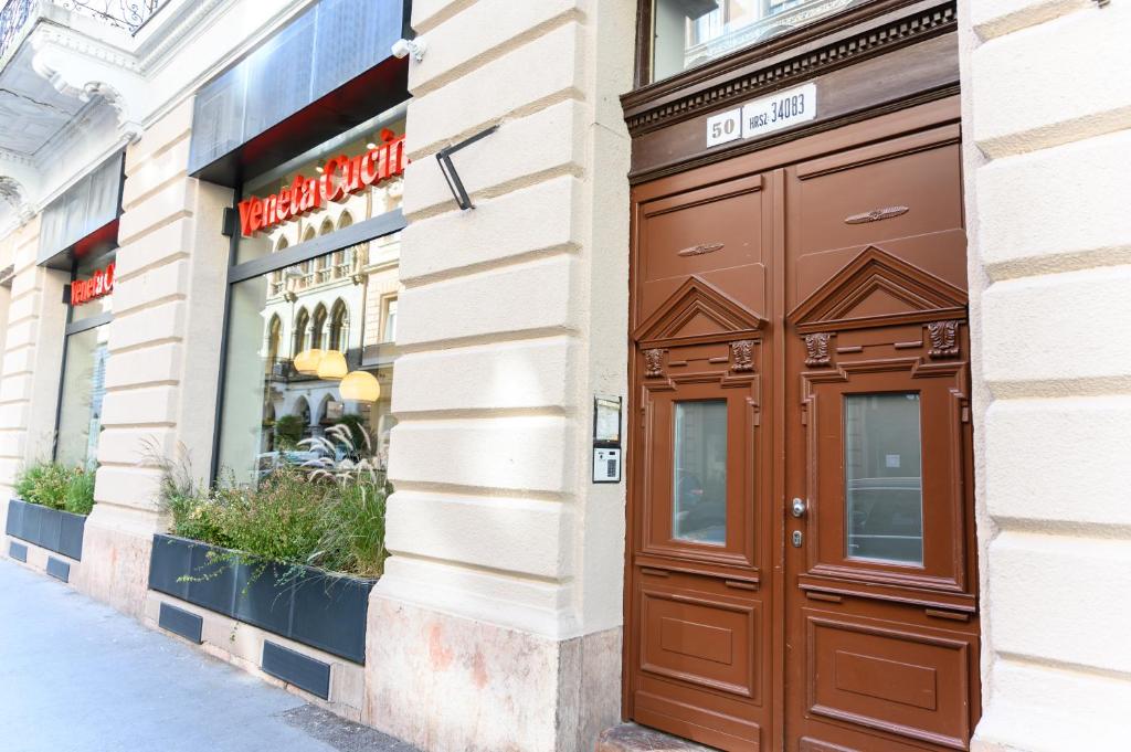 Exteriér alebo vchod do ubytovania Bp Central Home