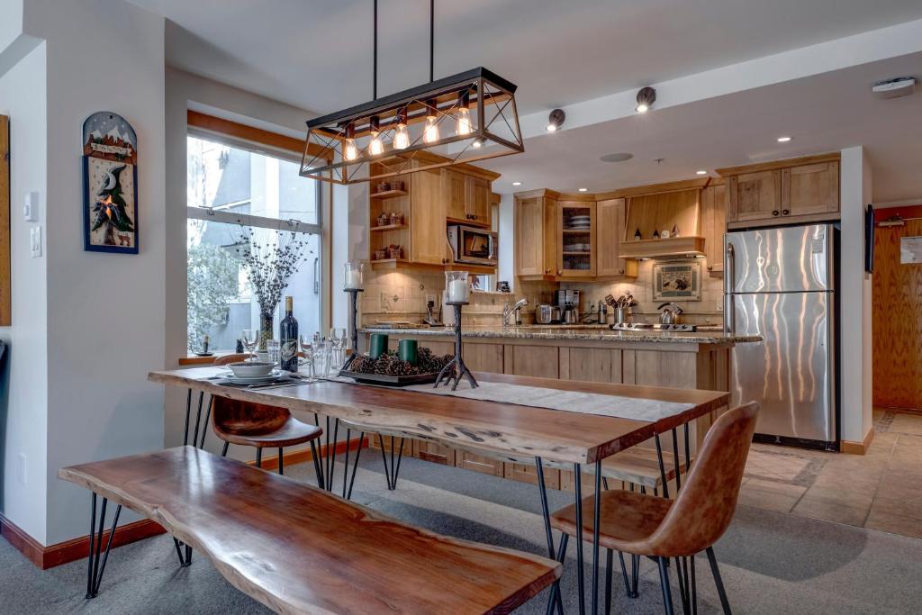 out ❁ナチュラルkitchenハウス❁（Stone kitchen countertops make 