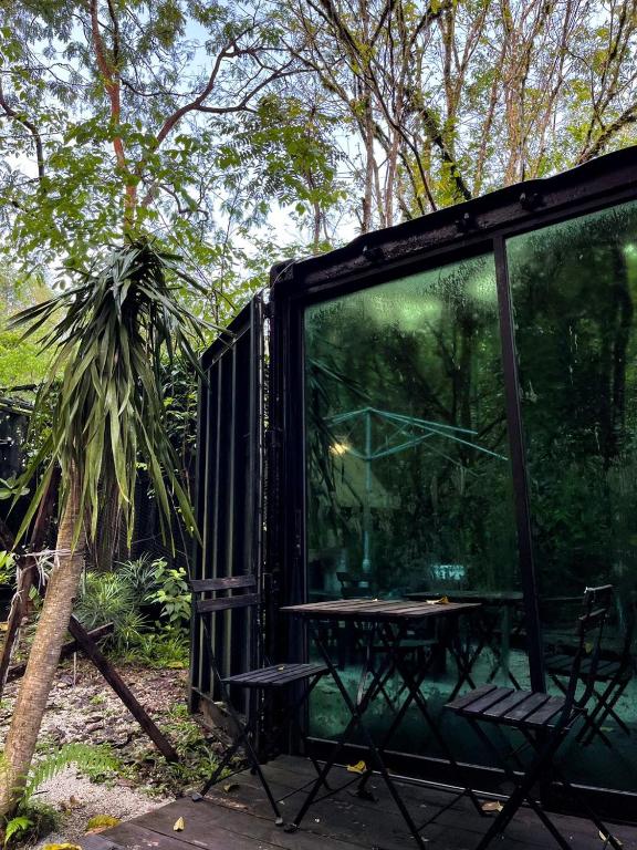 Aed väljaspool majutusasutust Time Capsule Retreat, Sungai Lembing