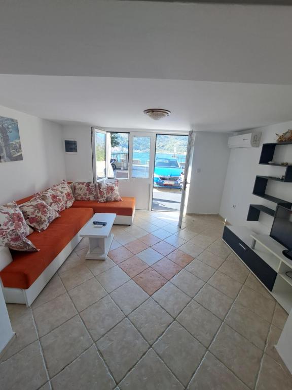 Apartments Pejanović - 8