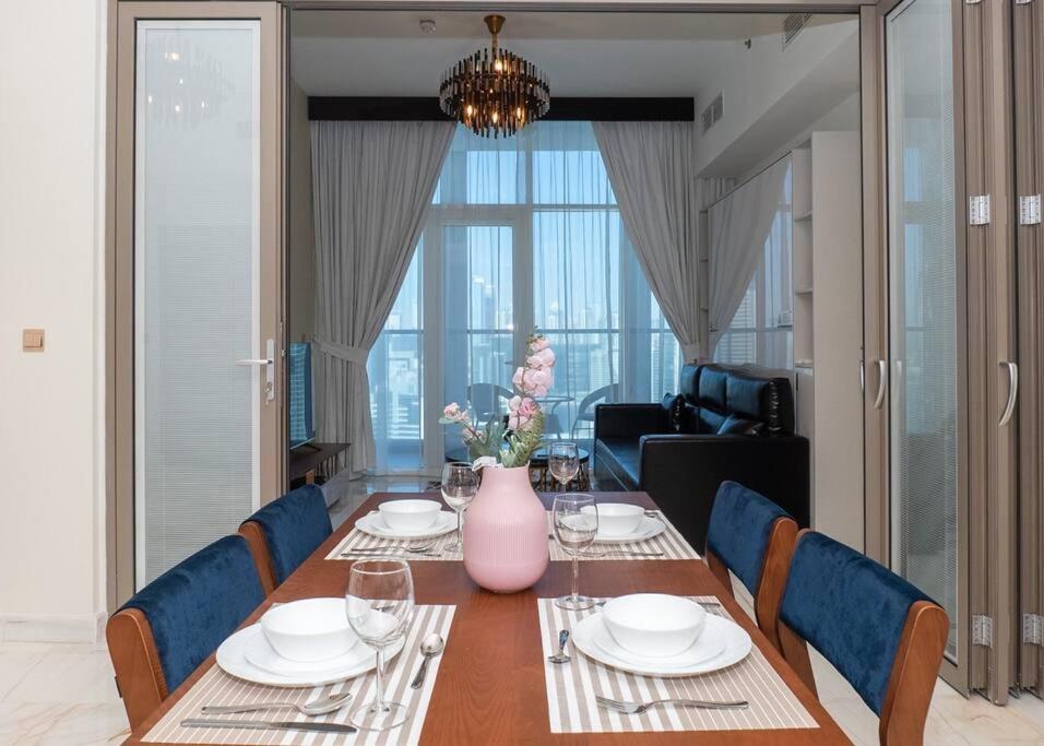 Posezení v ubytování StoneTree - Modern 1BR in Business Bay