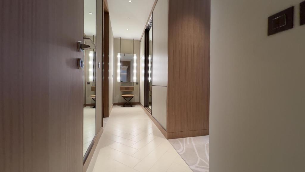 Fotografie z fotogalerie ubytování Primestay - Address Residences Opera T1 3BR in Downtown Dubai v Dubaji