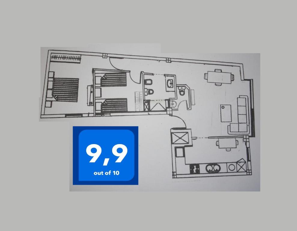 einen Grundriss eines Raumes mit in der Unterkunft Mare Home - Beach & City in Las Palmas de Gran Canaria
