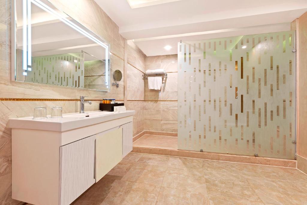 Pickalbatros Alf Leila Wa Leila Resort - Neverland Hurghada - 15