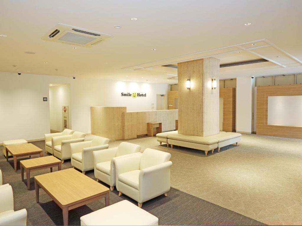 Posezení v ubytování Smile Hotel Kumagaya
