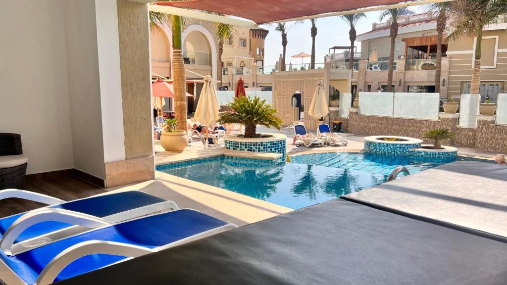 Bazén v ubytování KaiSol Romance Resort Sahl Hasheesh - Adults Only nebo v jeho okolí