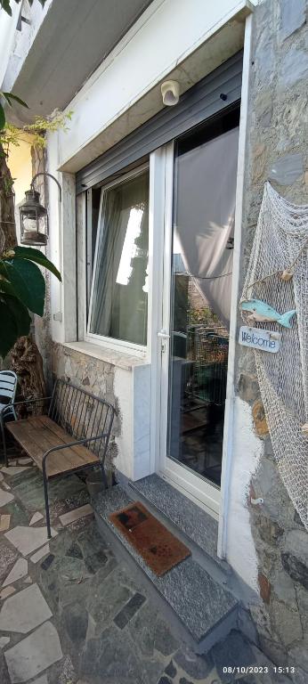 A balcony or terrace at Affittacamere la Tortuga