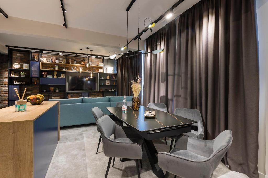 Χώρος καθιστικού στο Egoist Boutique Suites