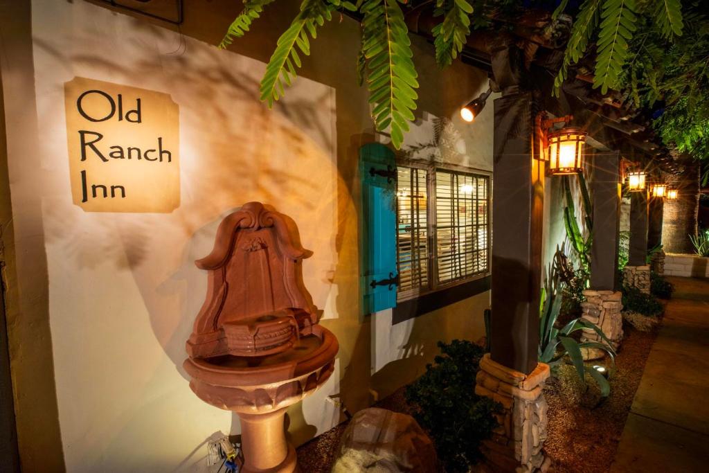 Fotografie z fotogalerie ubytování Old Ranch Inn - Adults Only 21 & Up v destinaci Palm Springs