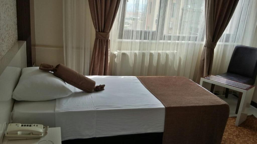 Napa Hotel - Single Room