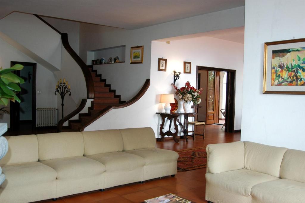Zdjęcie z galerii obiektu Villa Le Ancore w mieście Riposto