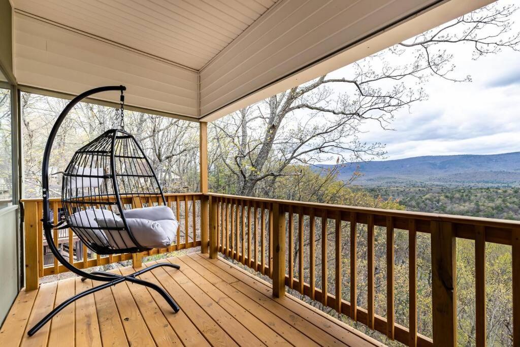 Bryce Mountain Retreat w/ Amazing Views, Basye (updated prices 2024)