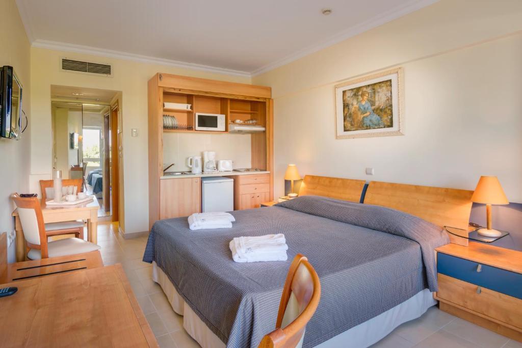 Sun Beach Resort - Estudio Superior Con Vista De Jardín (3 Adultos)