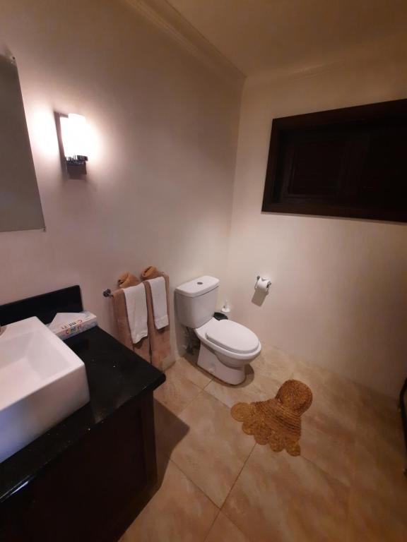 Ванная комната в Moringa Villa Studio 2