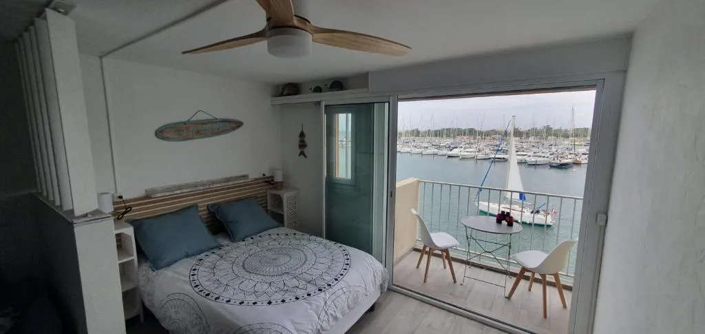 Appartement avec balcon, vue Mer, Piscine, Parking