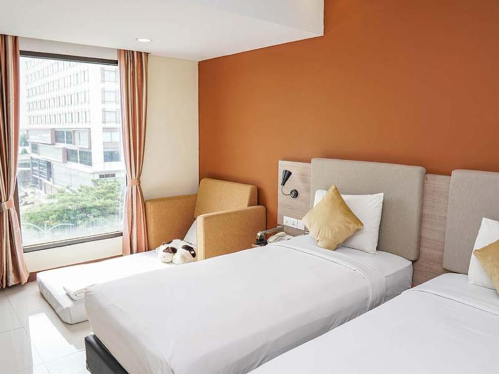 Verse Hotel Cirebon - Familiekamer Met Douche