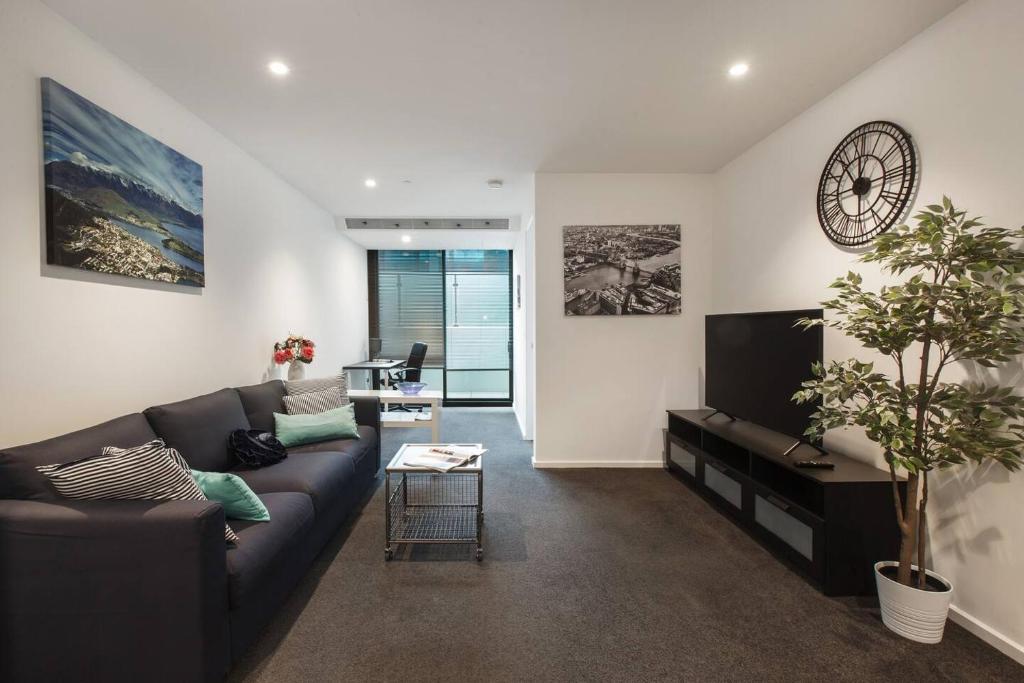 Image showcasing 30 Apartment Sunroom Corner Ideas for Cozy Everyday Relaxing