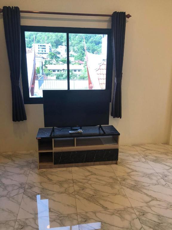 M&N Guesthouse Kata - Resim 23