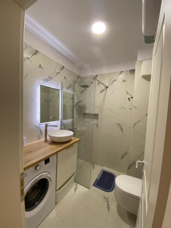 Cozy newly Condo Heart of Tirane - Image 3