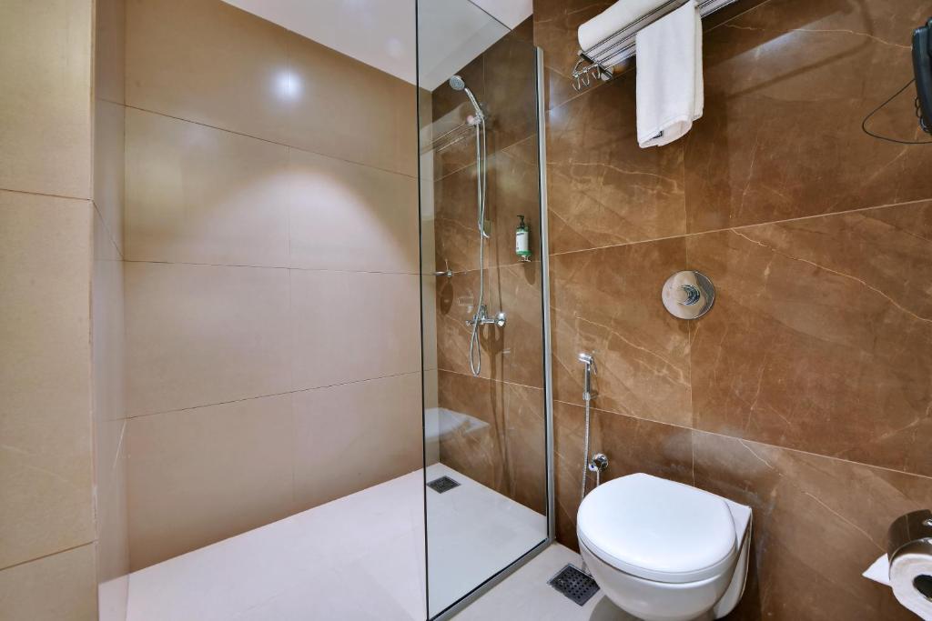 Koupelna v ubytování Click Hotel Pithampur
