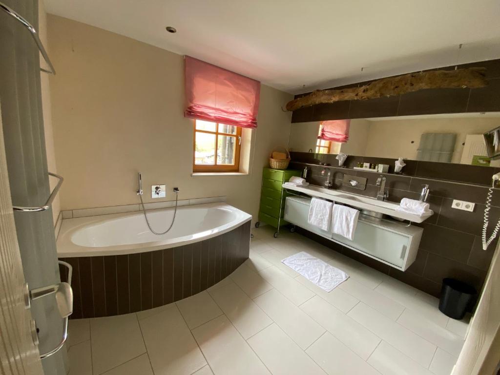 Hotel Alpine Palace - 5