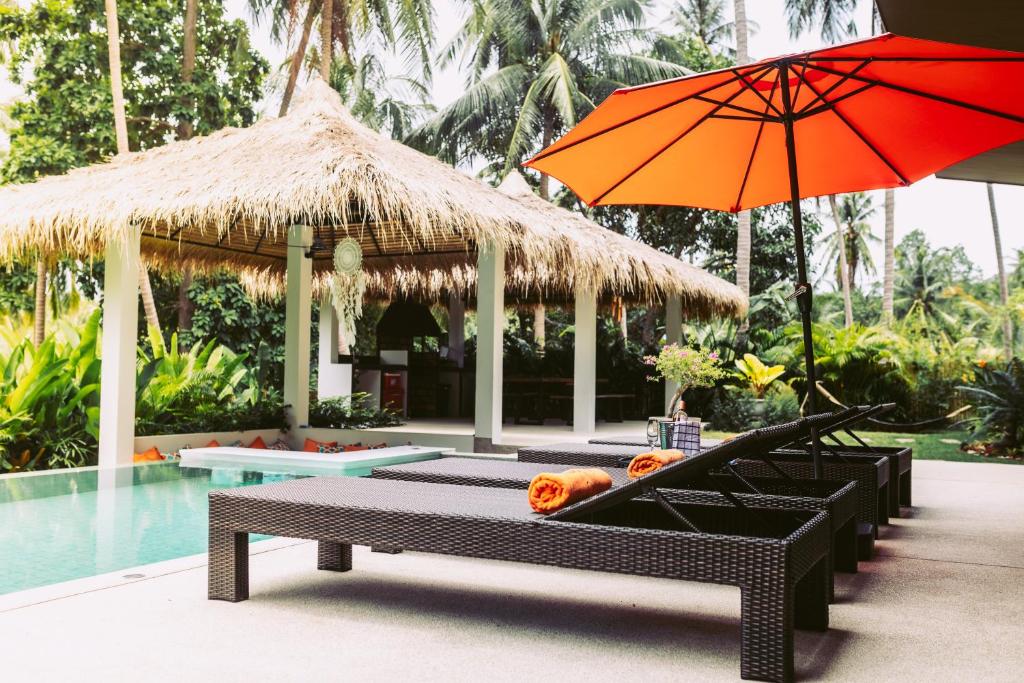 Bazén v ubytování Andaman Villa - Koh Phangan nebo v jeho okolí