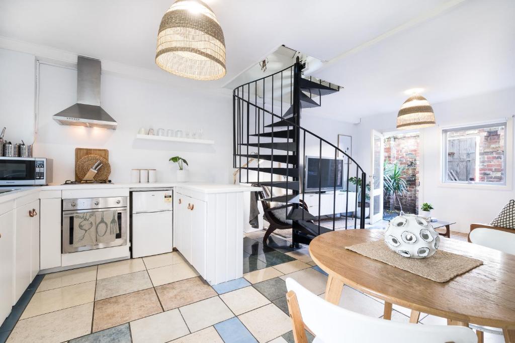 Amazing Apartment, Beautiful Location FREE WIFI, Melbourne (updated prices 2025)