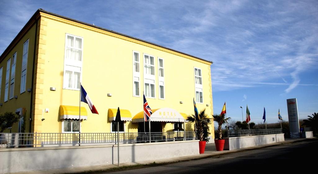 Budova, kde se hotel nachází
