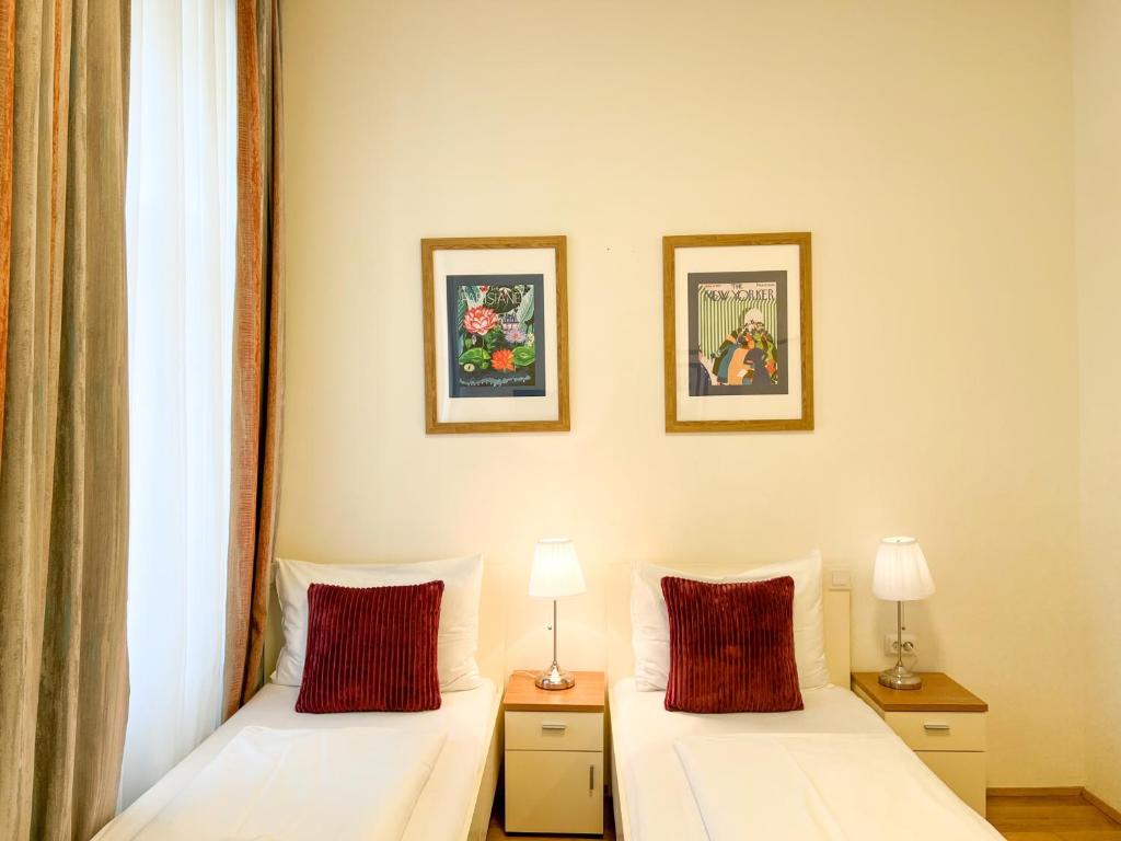 Riess City Rooms - Self Check-in - Resim 17