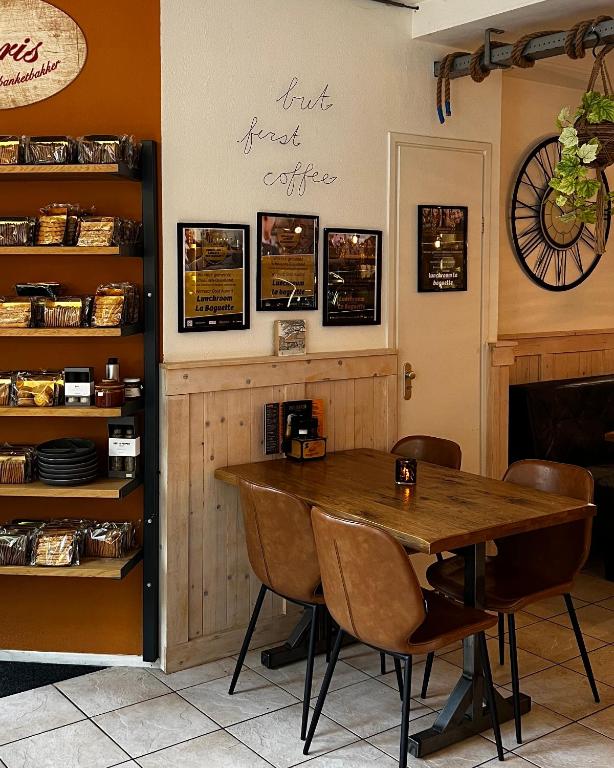 Certifikát, hodnocení, plakát nebo jiný dokument vystavený v ubytování Bed en Baguette