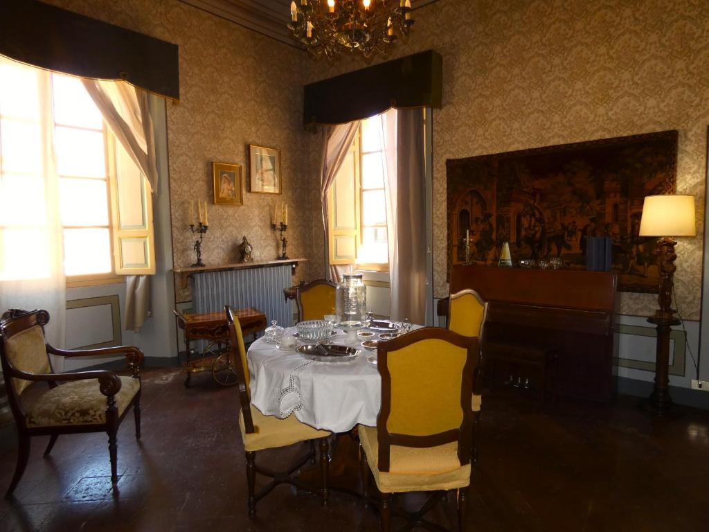 Posezení v ubytování SCAPPO IN UMBRIA, La casa del Duomo