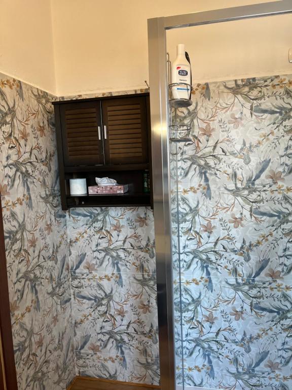 A bathroom at Rana B&B