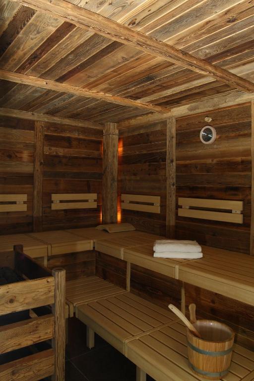 Fotografie z fotogalerie ubytování Apartments Residenz Iris v destinaci Leukerbad