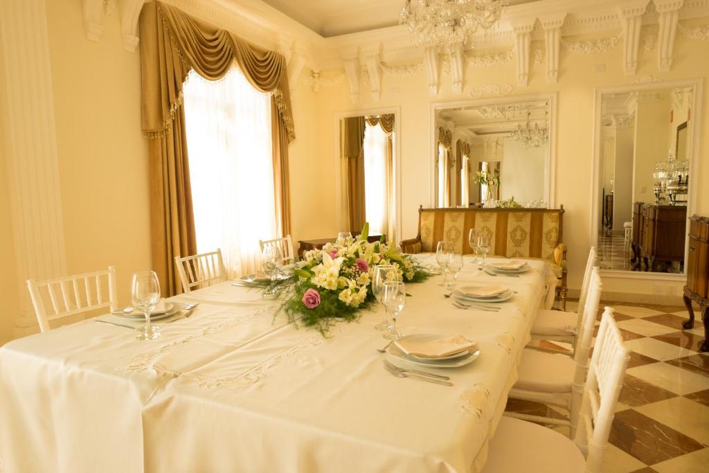 Posezení v ubytování Grand Hotel Tepatitlán