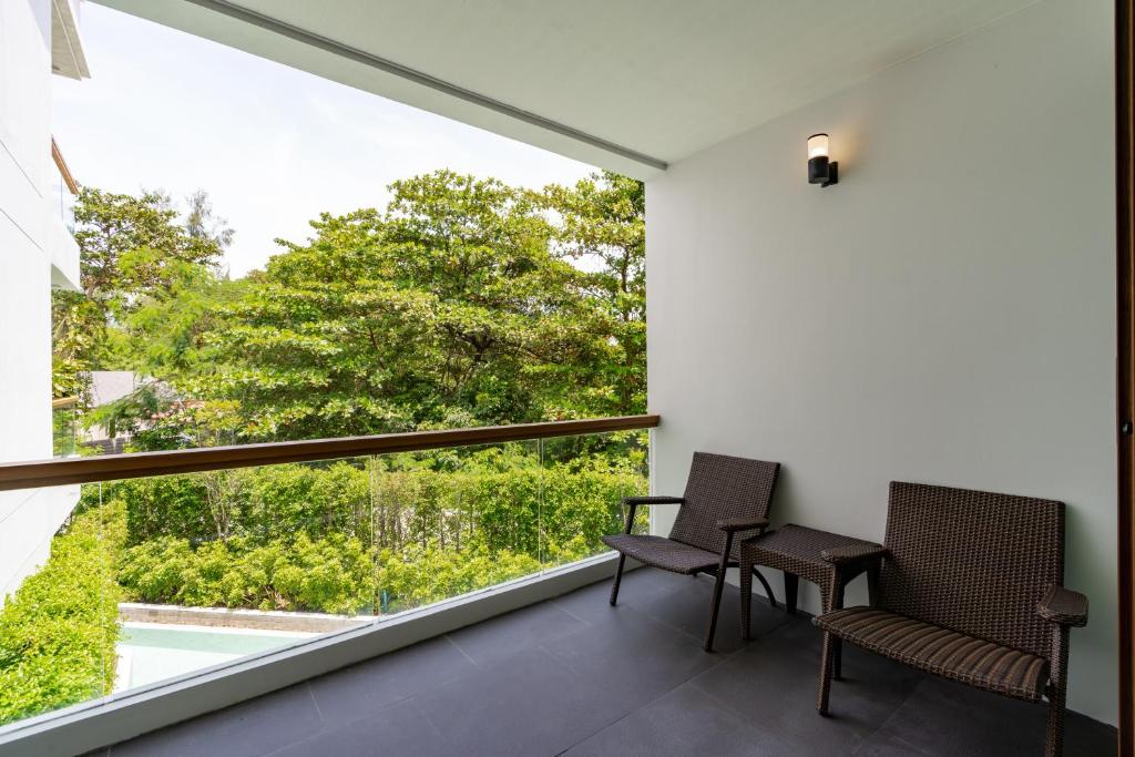 Bella Nara Phuket Naiyang Beach - 10