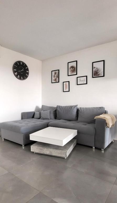 Posedenie v ubytovaní Apartamenty Czerwona Stodoła