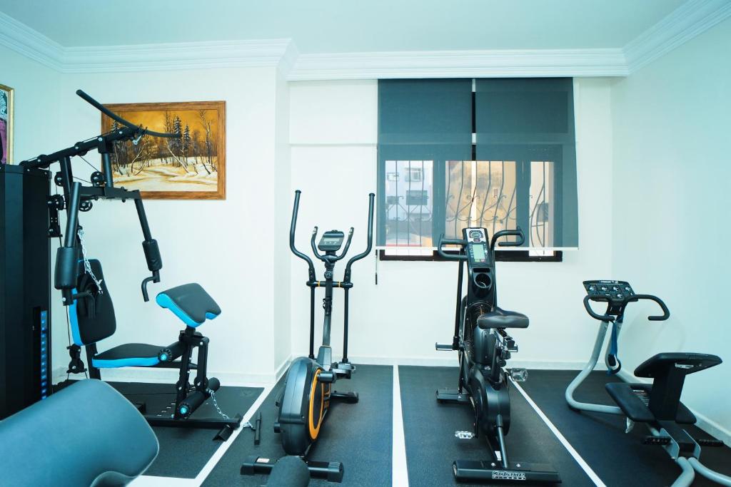 Fitness centrum a/nebo fitness zařízení v ubytování Hôtel Texuda