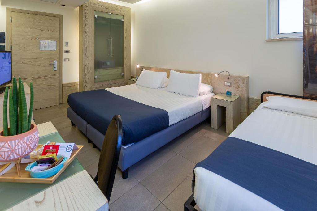 Smy Aran Blu Roma Mare - Семейная комната