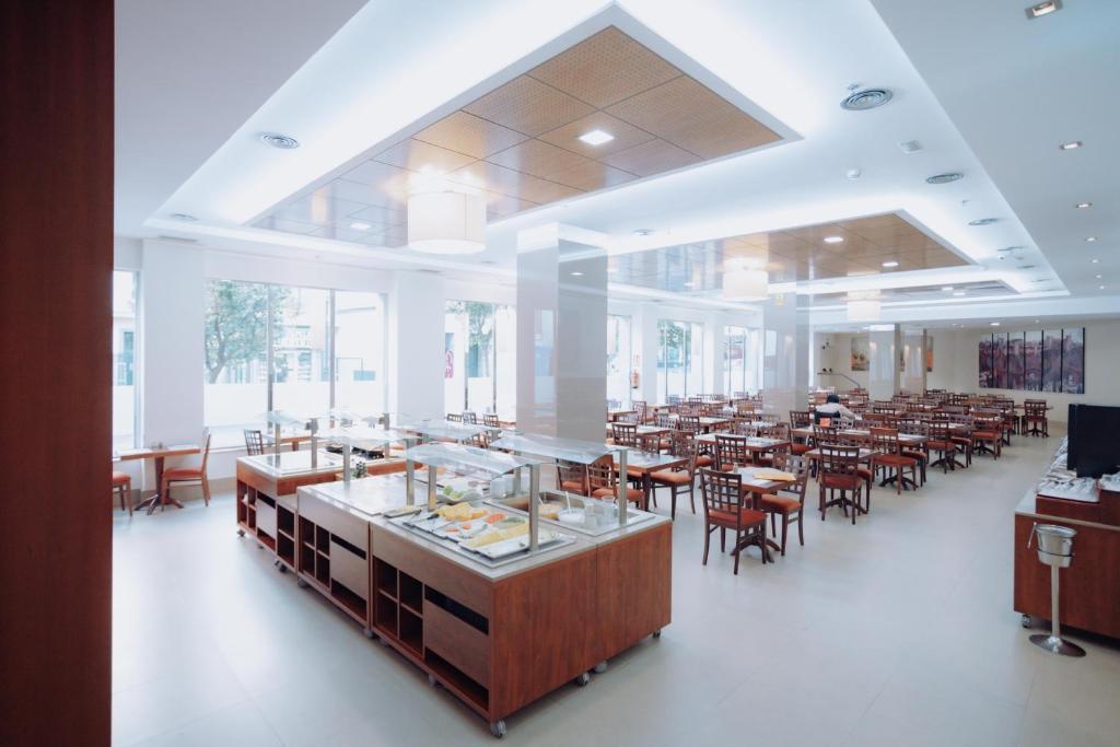 Porcel Ganivet - Resim 11