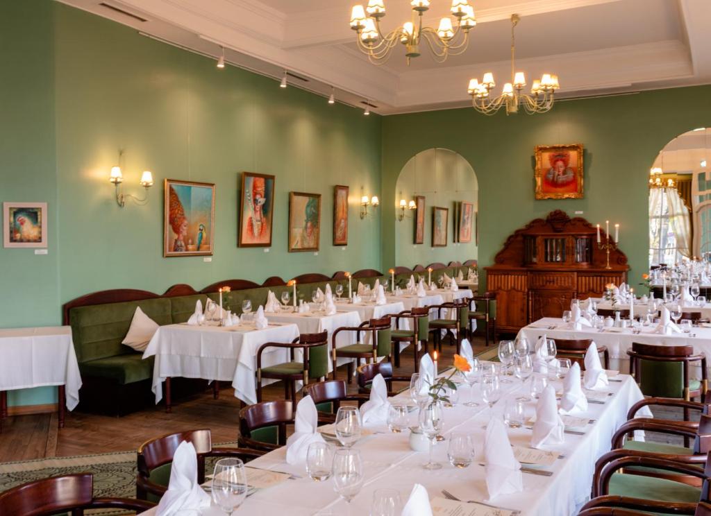 Restaurace v ubytování Hotel Victoria