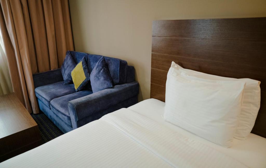 Best Western Premier Muscat - Superior Twin Room - Smoking