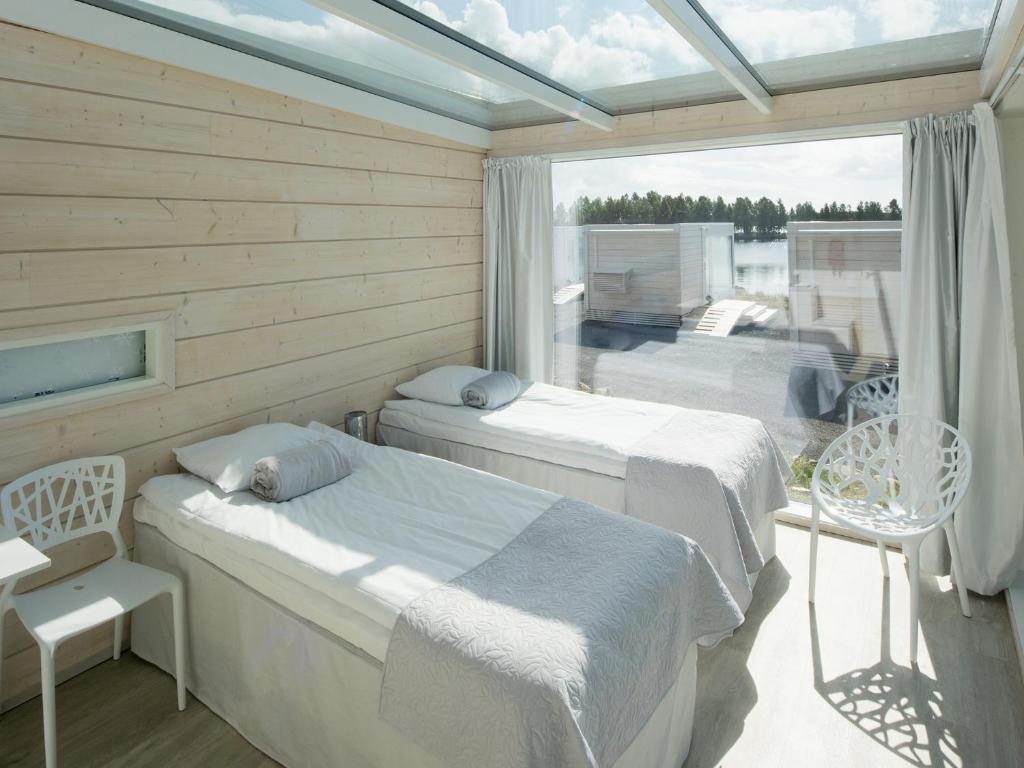 Seaside Glass Villas - Superior Villa
