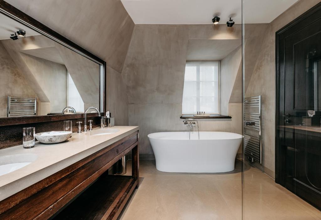 Koupelna v ubytování Hotel PURS