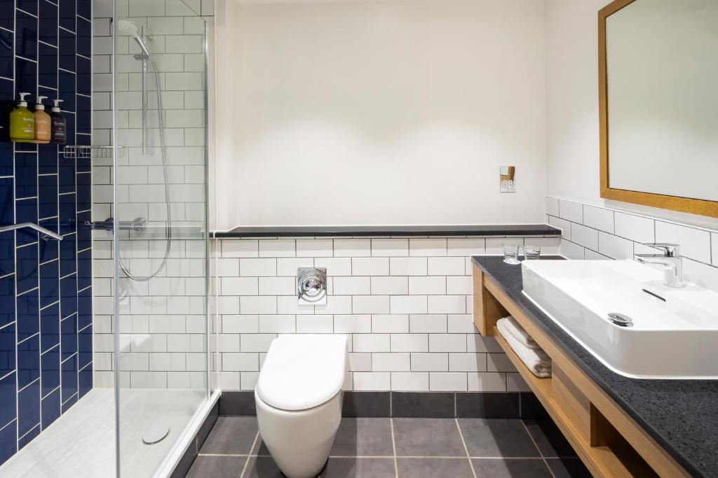 Holiday Inn High Wycombe M40, Jct.4, an IHG Hotel - Chambre Double Standard Avec Canapé-lit