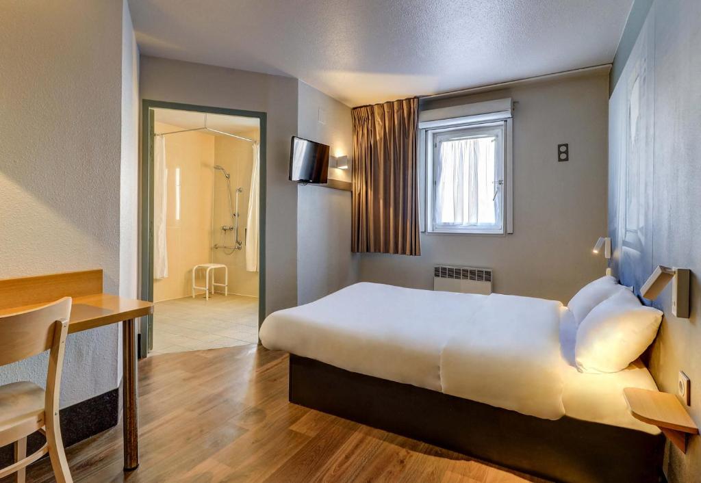 B&B HOTEL Dijon Nord Zénith - Resim 17