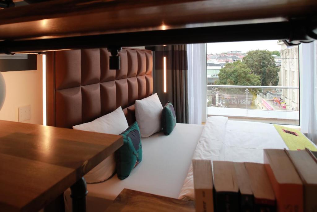 36 Phô Cô Hotel & Suites - Suite Junior